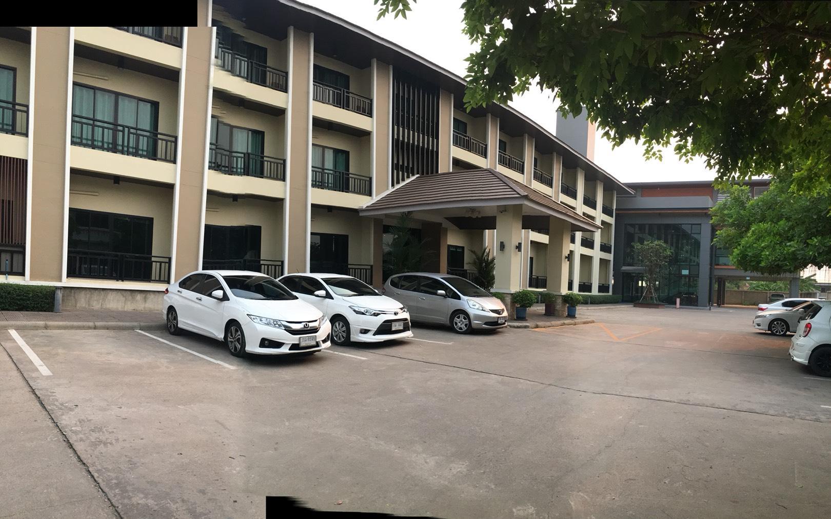Morage Hotel 75/81