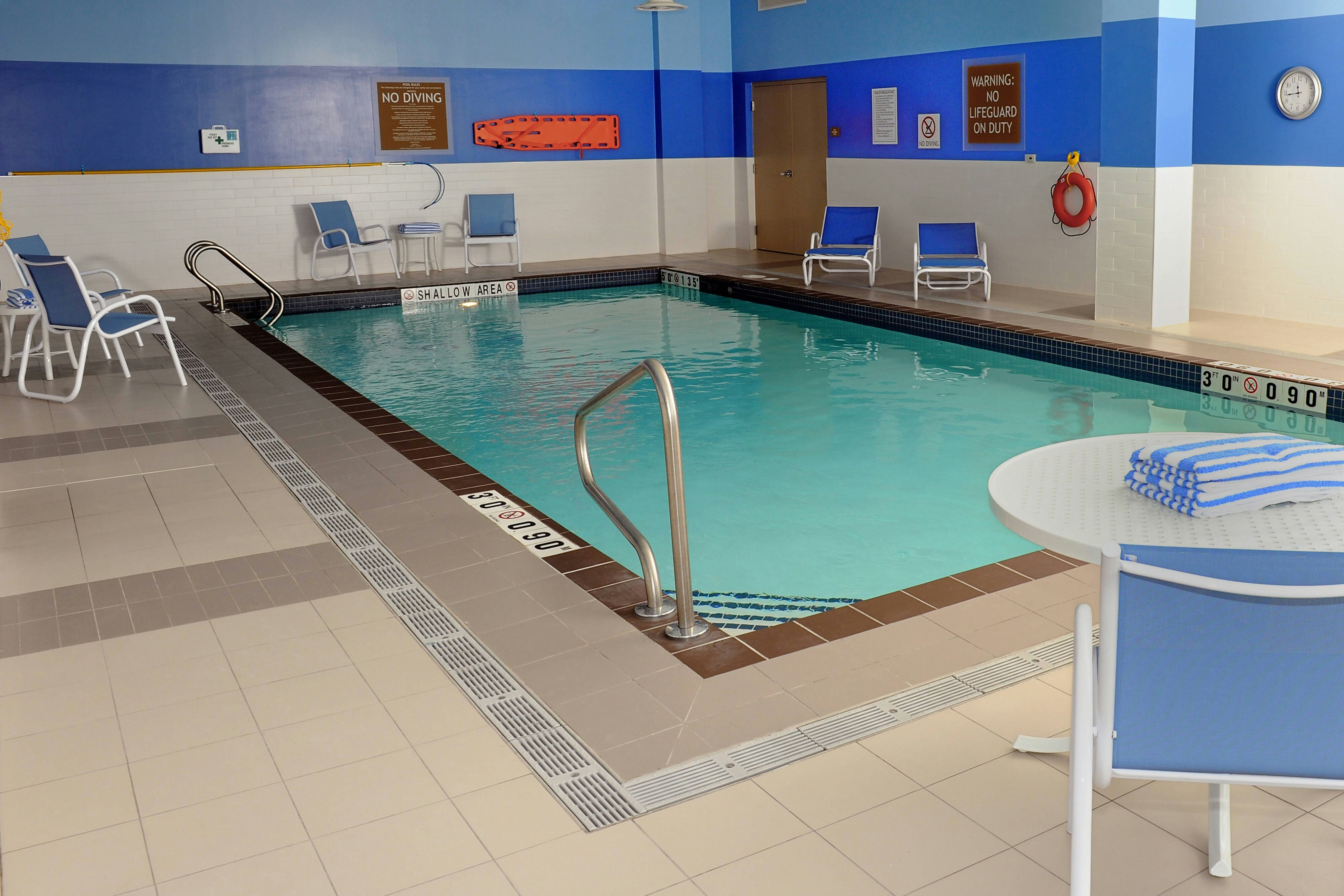 FOUR POINTS BY SHERATON CAMBRIDGE KITCHENER, ONTARIO 2/6