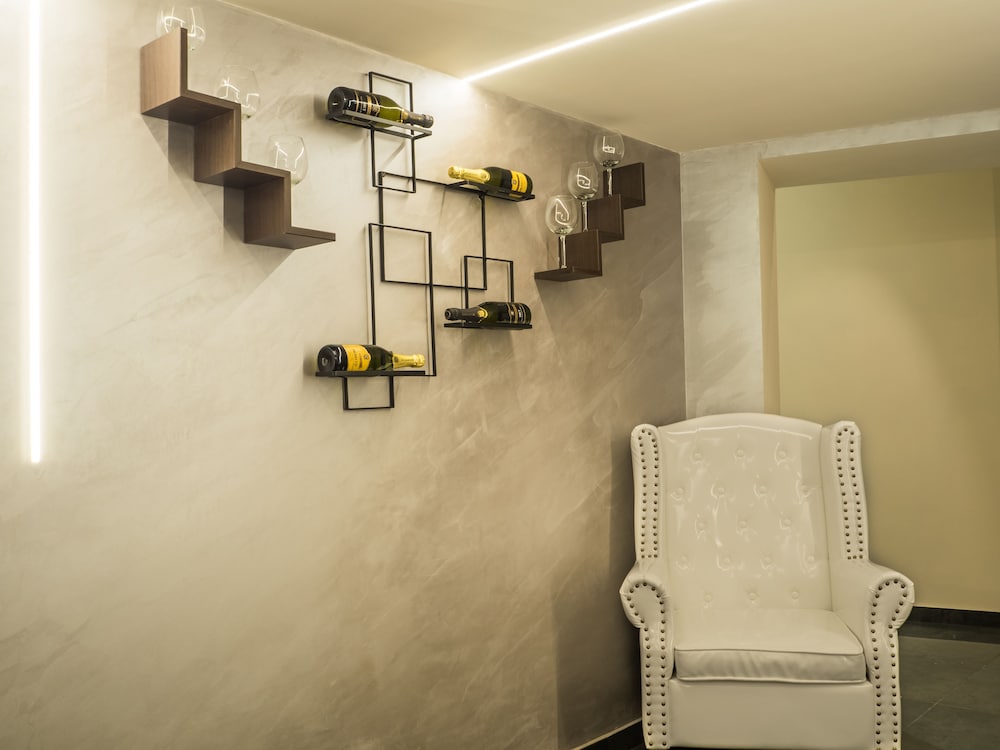 Operà Suites Roma 52/53