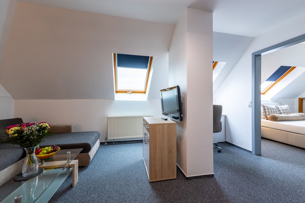 Trip Inn Kongresshotel Rodgau 44/70