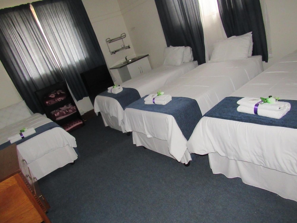 Concord Christian Guesthouse 12/48
