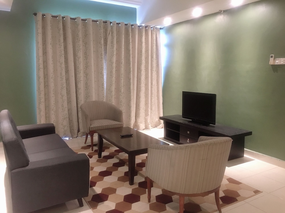 Sumai Hotel Apartment 36/58