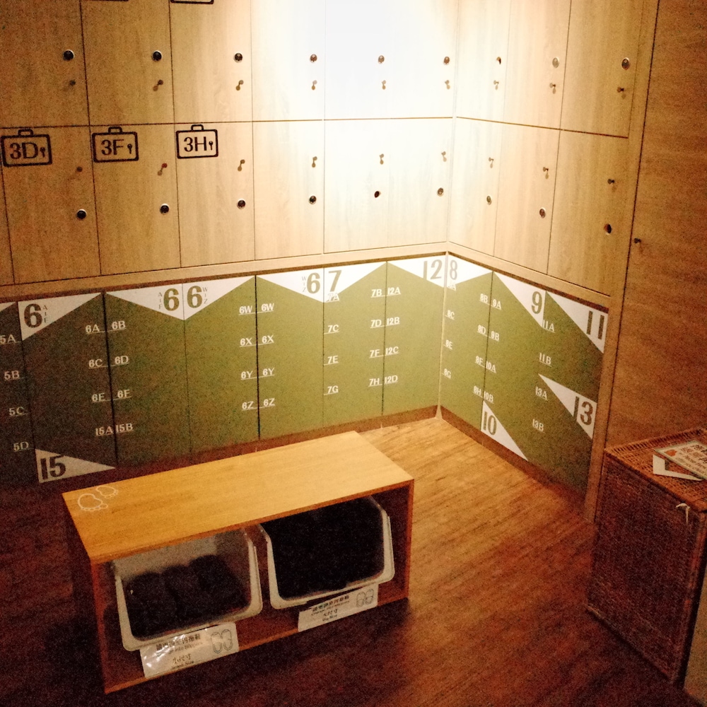 Paper Plane Hostel 27/50