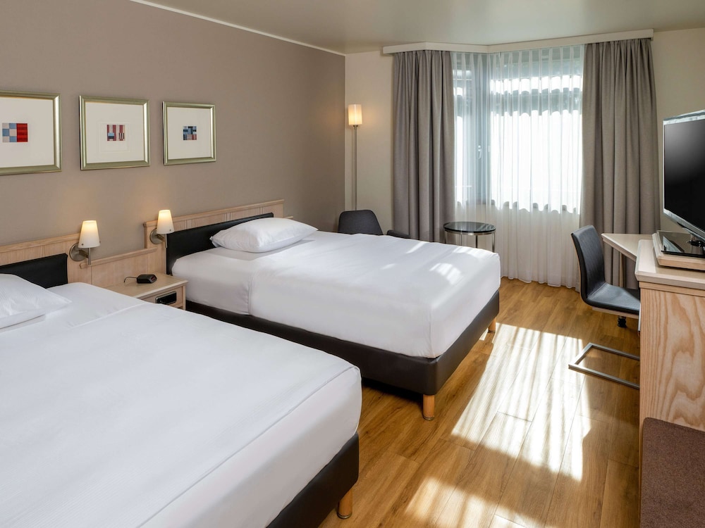 SUPERIOR, KING BED