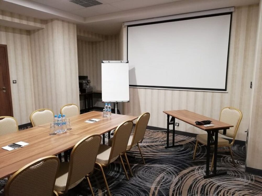 Grand City Hotel Wroclaw 44/50