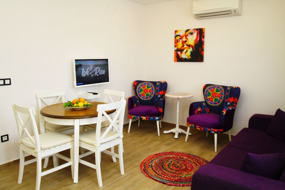 Cesme Kale Tas Apart 21/32