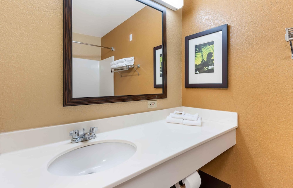 Extended Stay America - Dublin - Hacienda Dr. 46/51