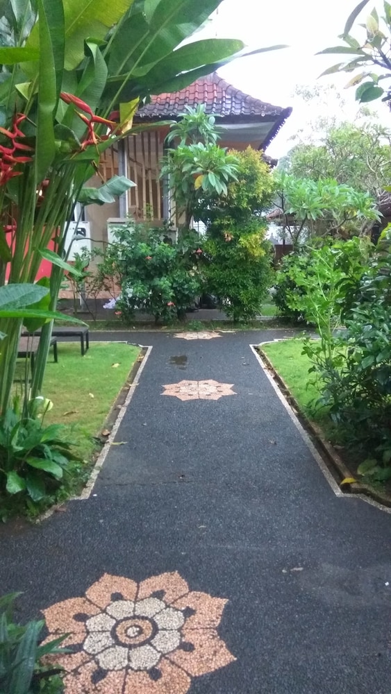 Bhuana Shanti Homestay 34/50