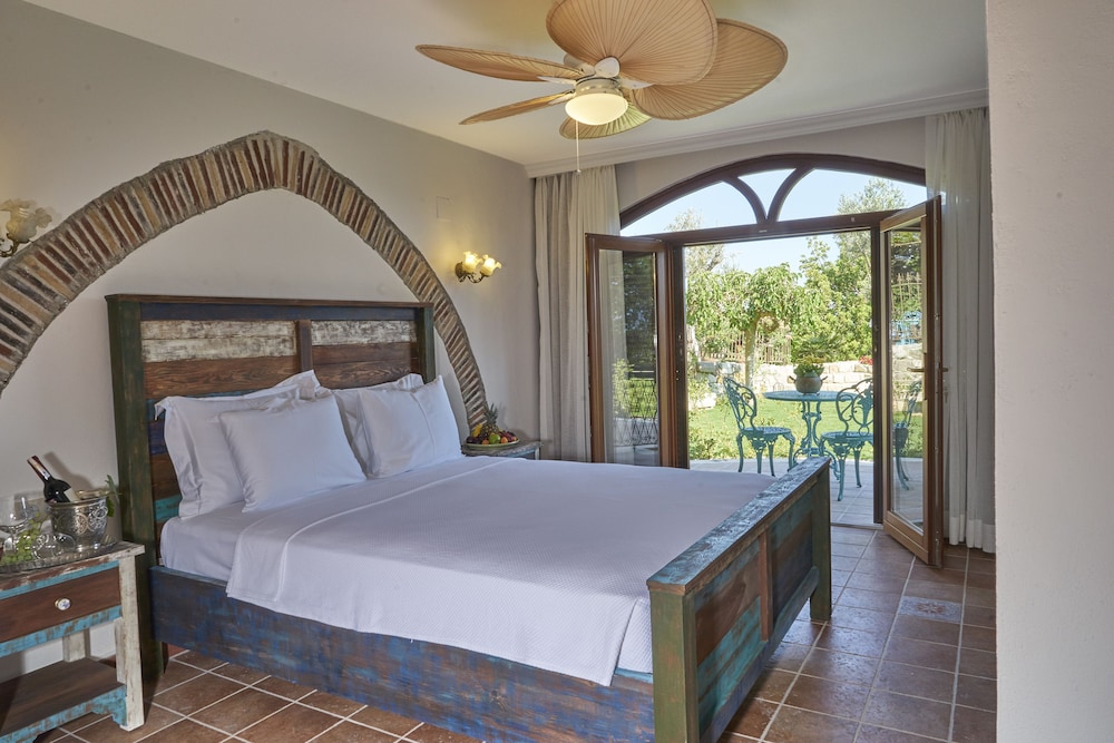 Villa Taraca Alacati Romantik Hotel 14/50