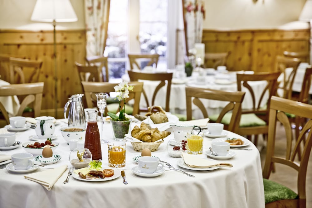 Hotel Freisinger Hof 40/50