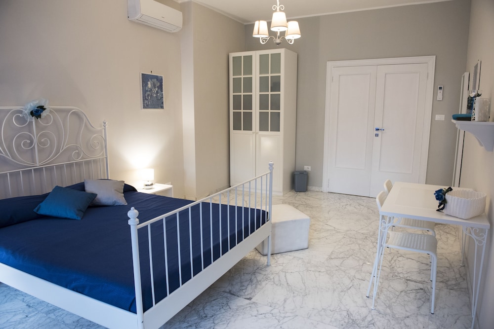 Authentic Sweet Home 17/62
