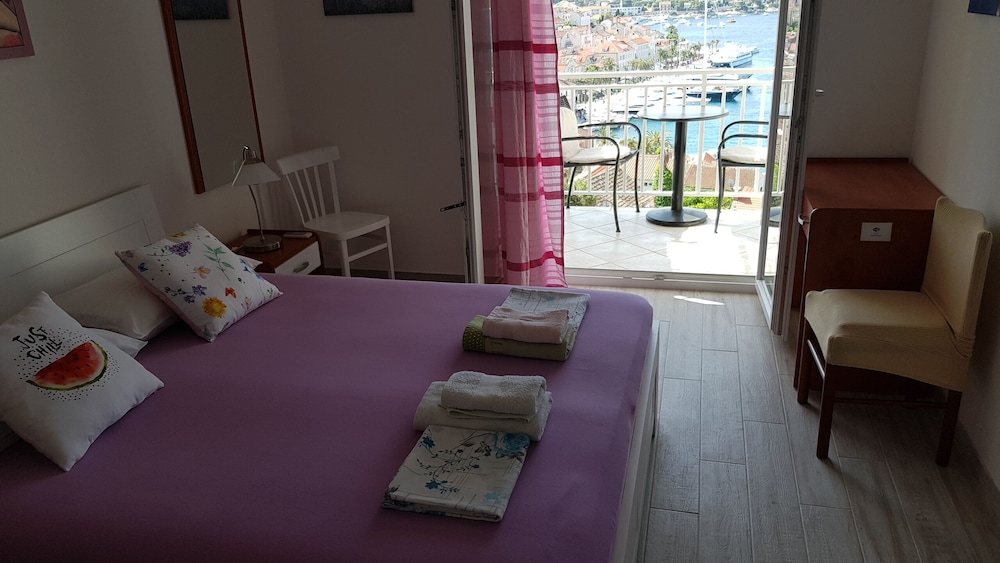Bocin Rosso Apartments 32/50