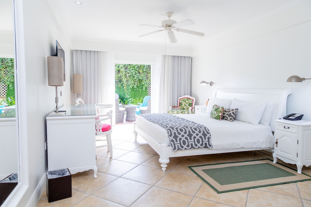 Serenity, Suite, 2 Double Beds, Sun Deck، Coco Palm 3/10
