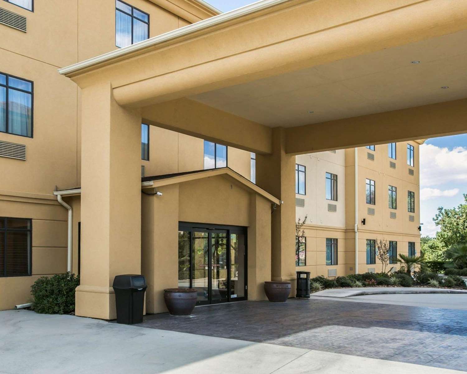 Sleep Inn Suites Highway 290 Nw Freeway 21/24