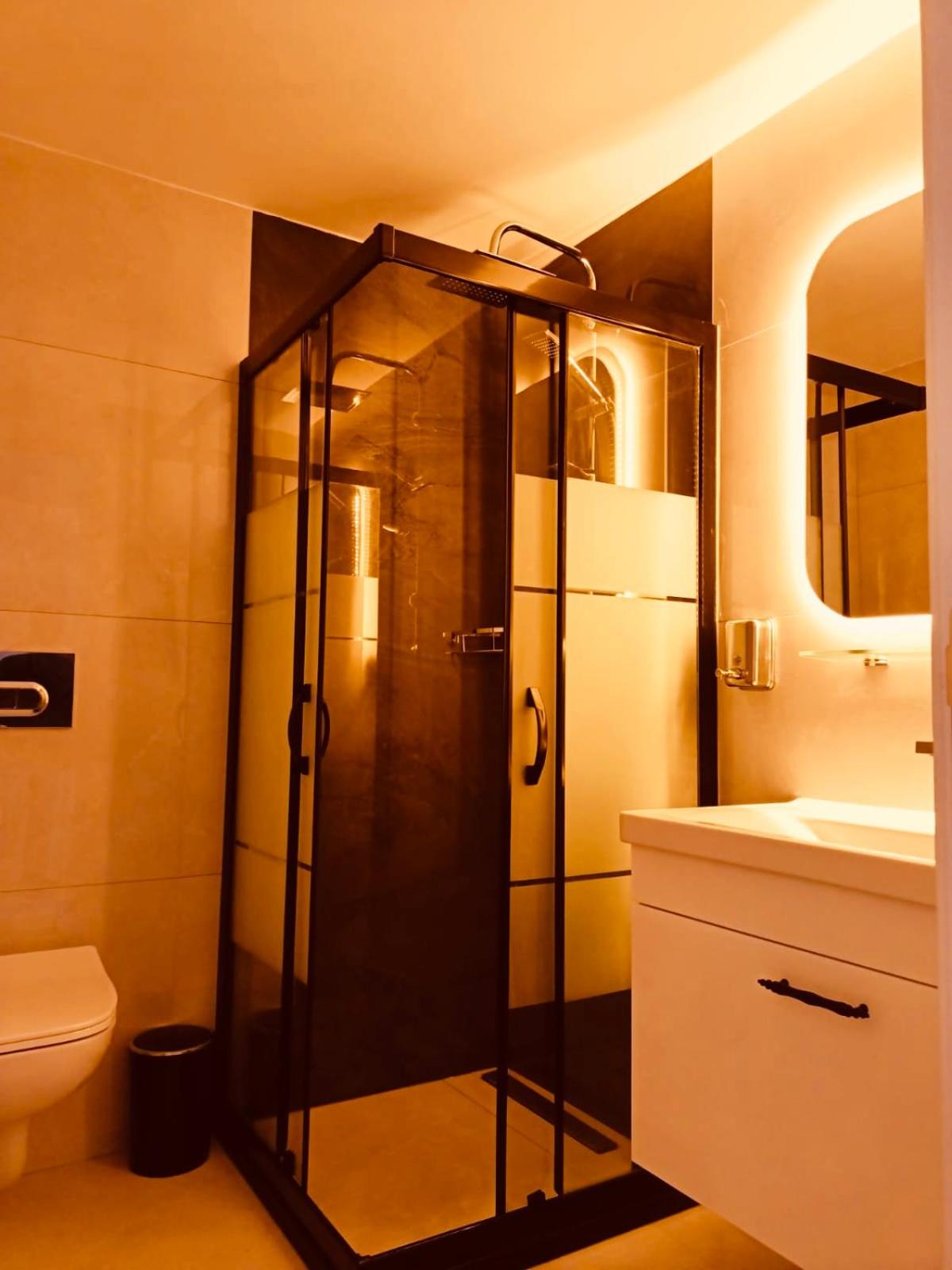 My Leos Hotel 48/50