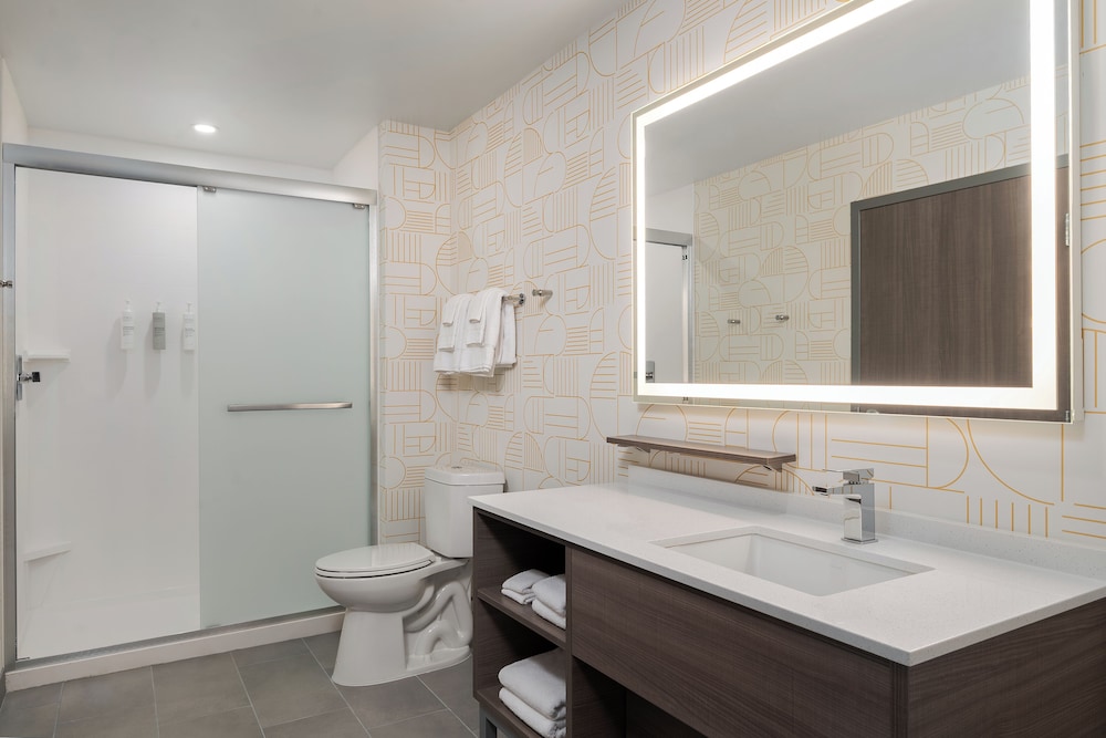 استوديو بسريرين كوين لذوي الإعاقة، Home2 Suites by Hilton Riverview Tampa 3/6
