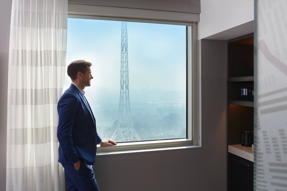 Holiday Inn Express Melbourne Southbank 24/77