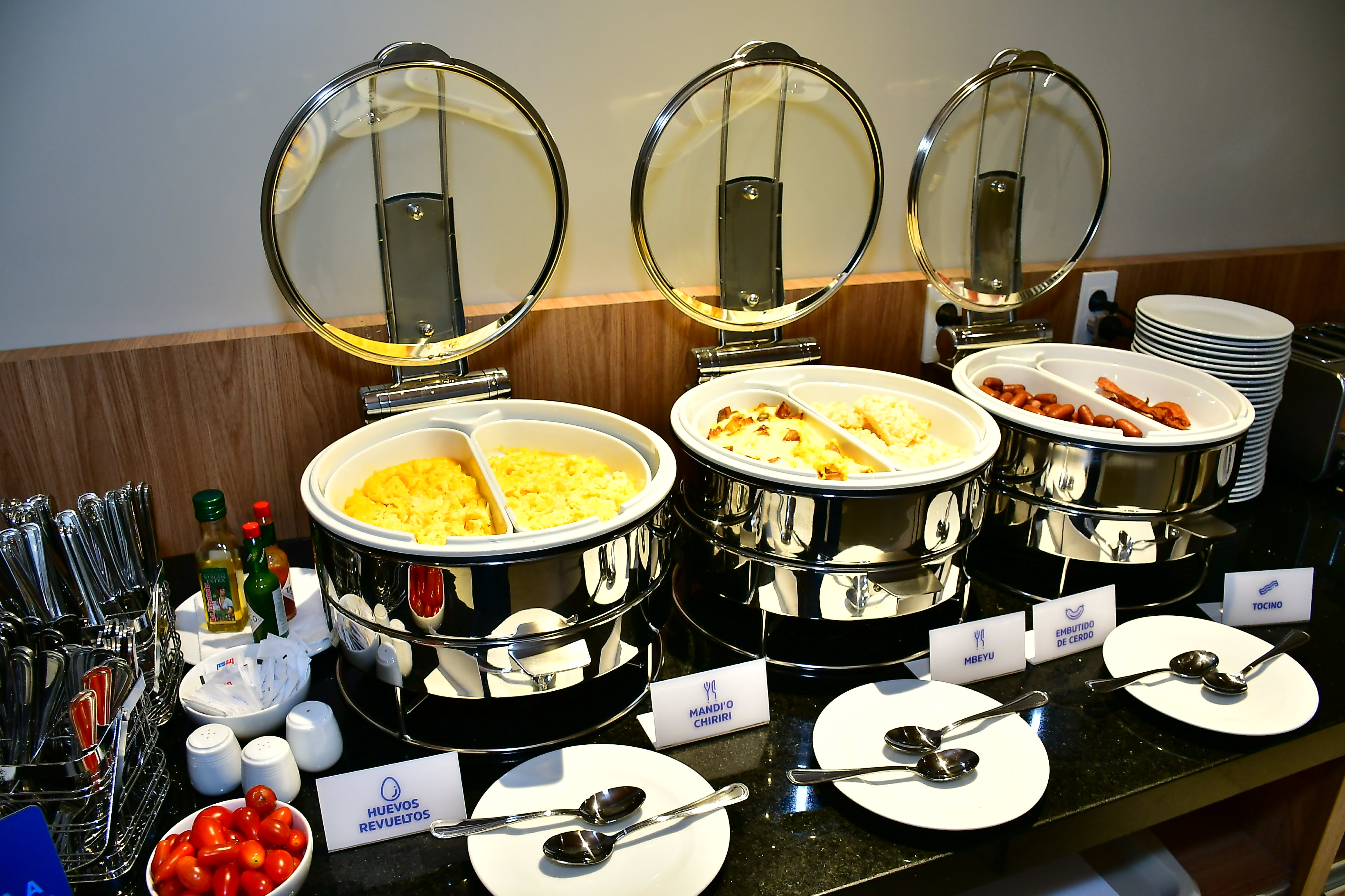 Holiday Inn Express Asuncion Aviadores 70/79
