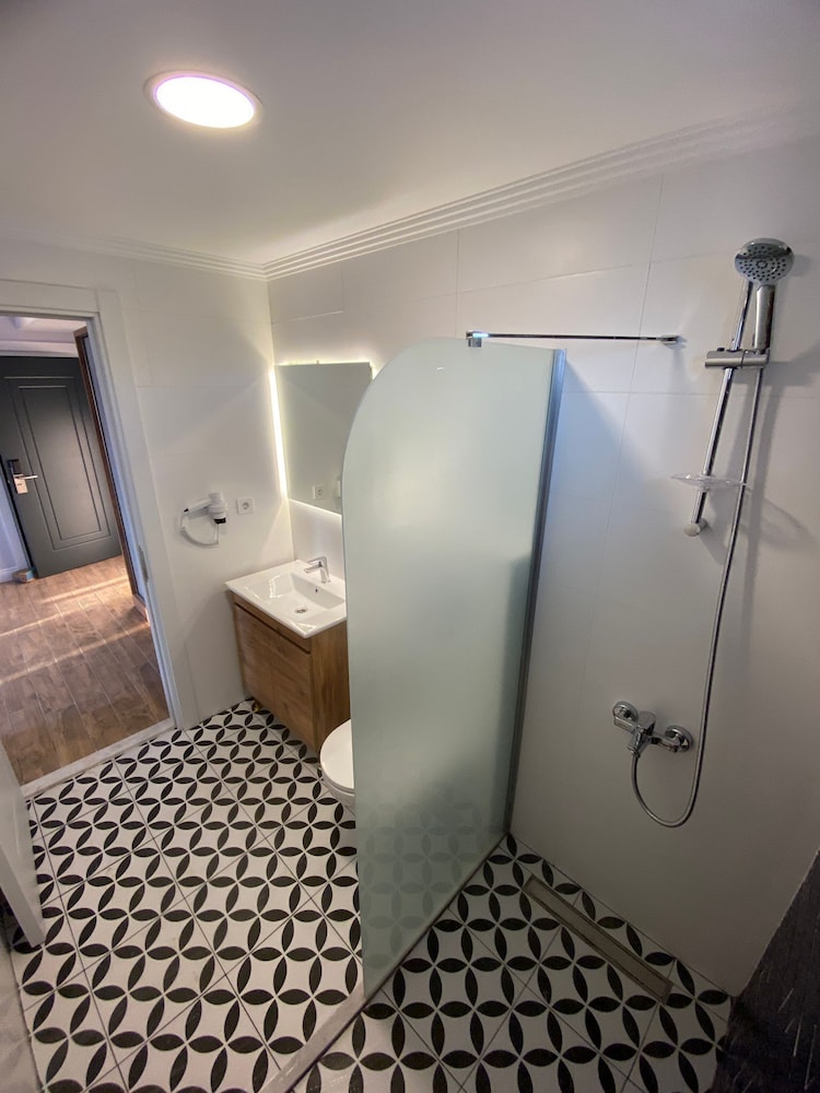 Houdini Hotel 17/39