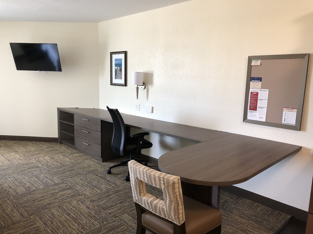 Candlewood Suites Panama City Beach Pier 40/44