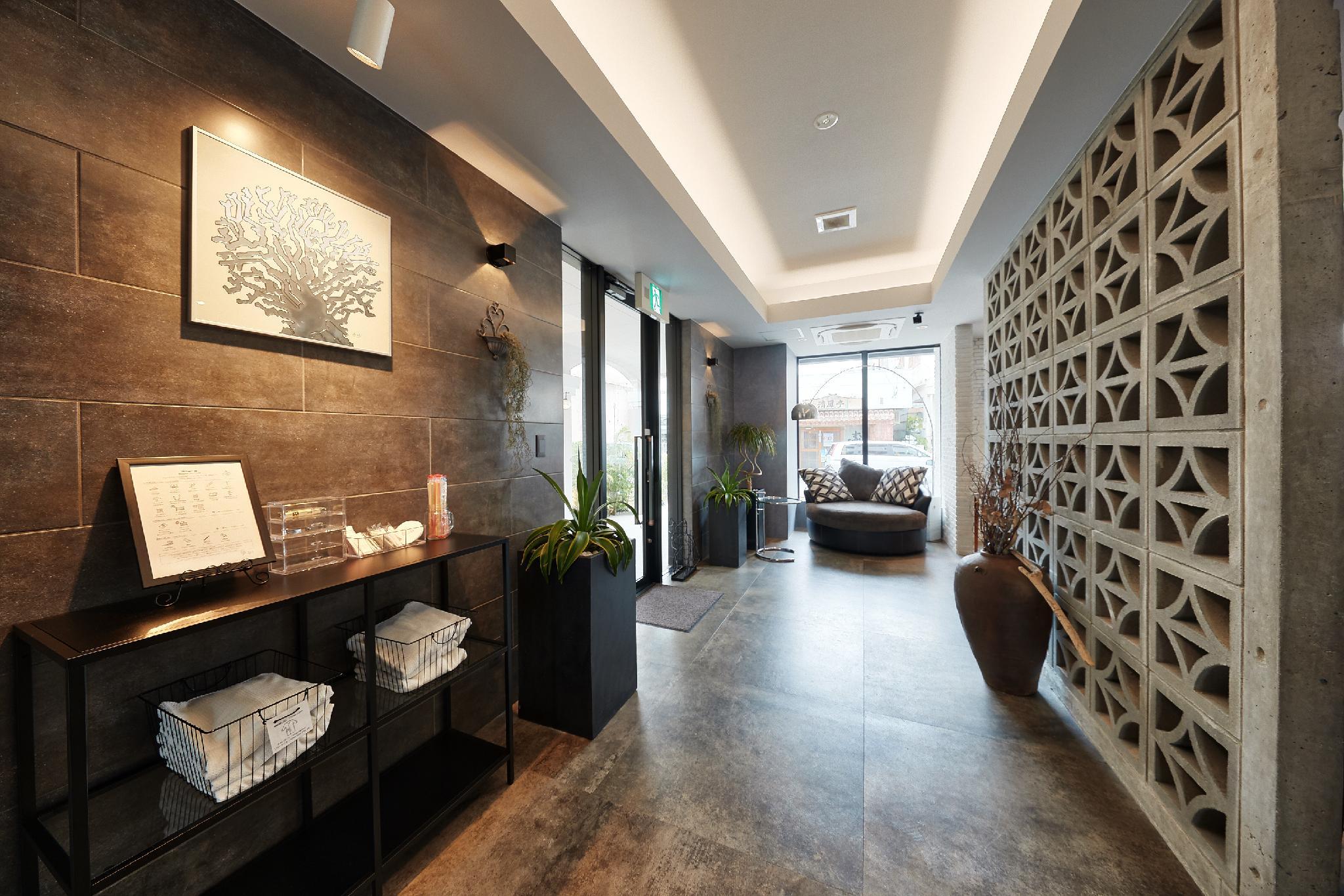 Hotel 385 28/45