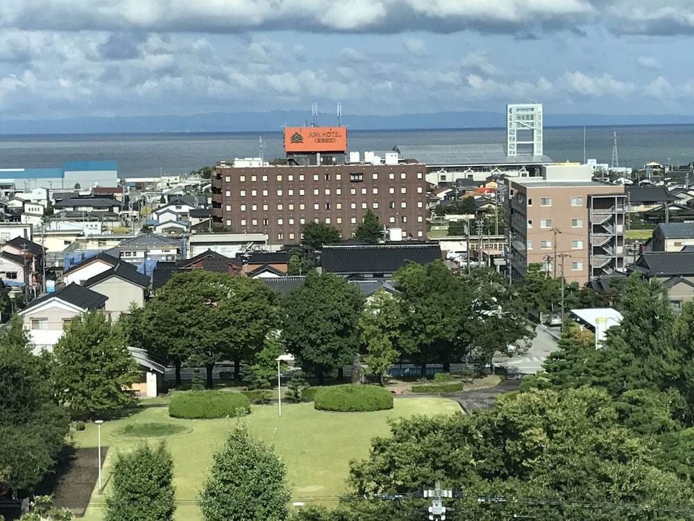 Apa Hotel Uozu-Ekimae 33/64