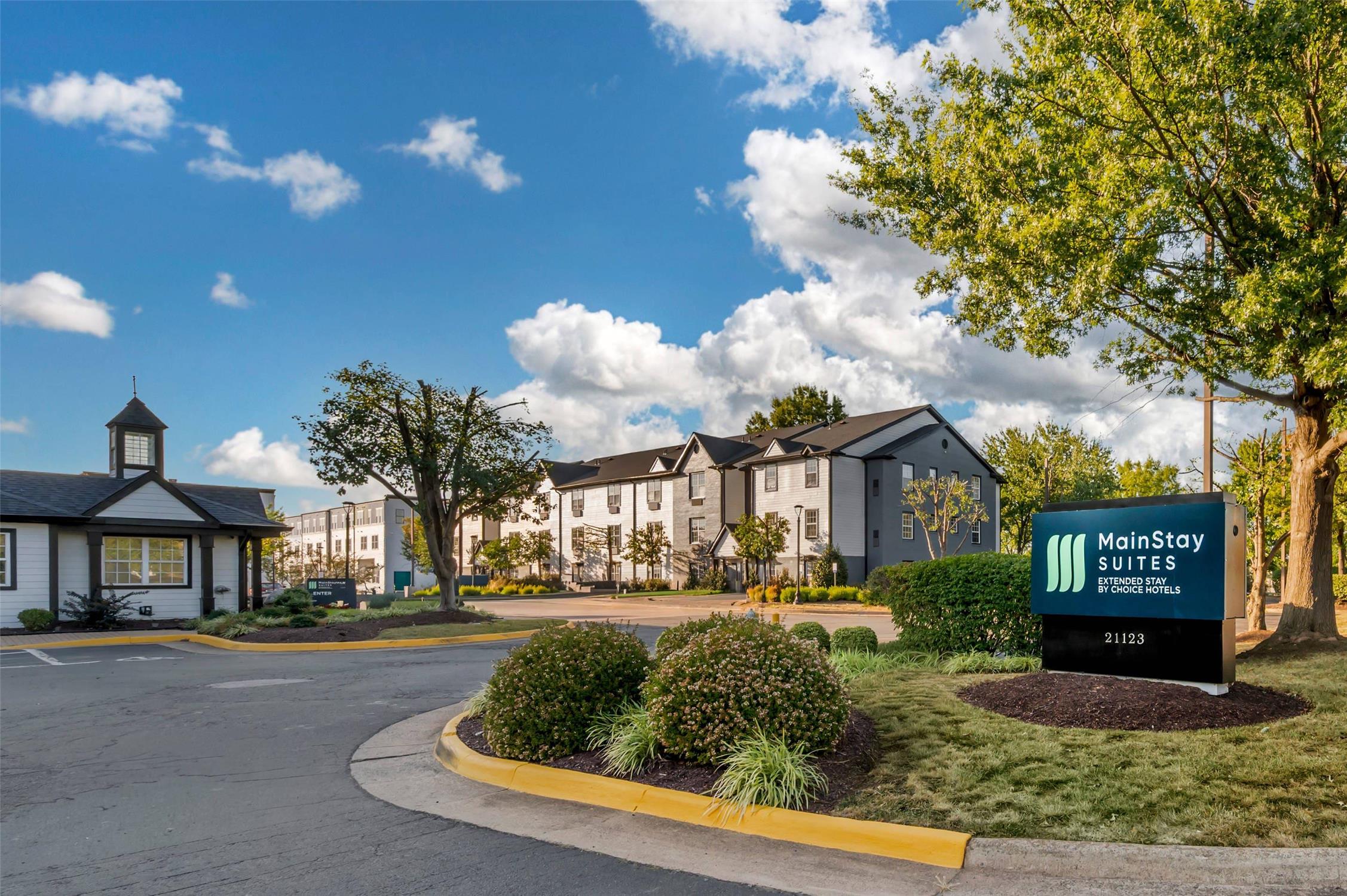 MainStay Suites Sterling near Dulles Town Center 19/19