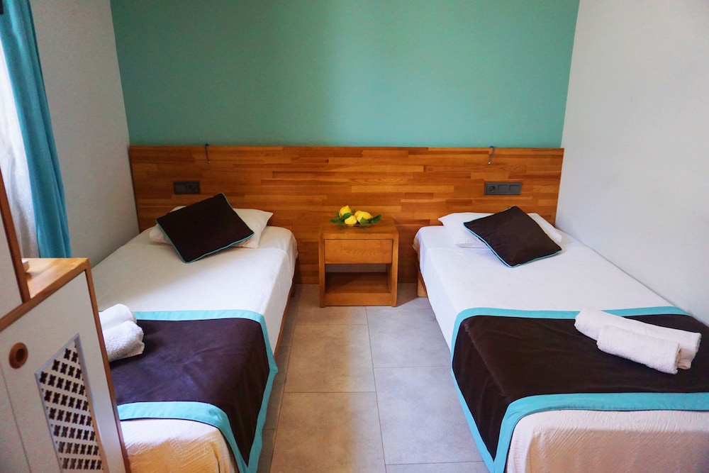 Cobanoglu Otel 17/37