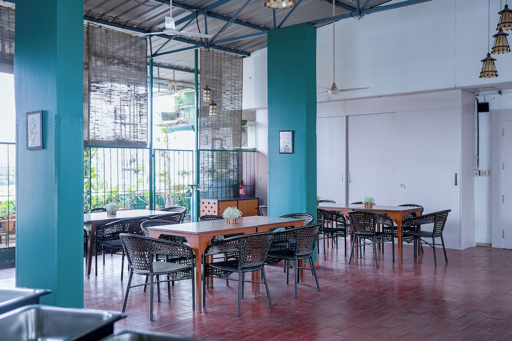 Hotel Vellara 44/50