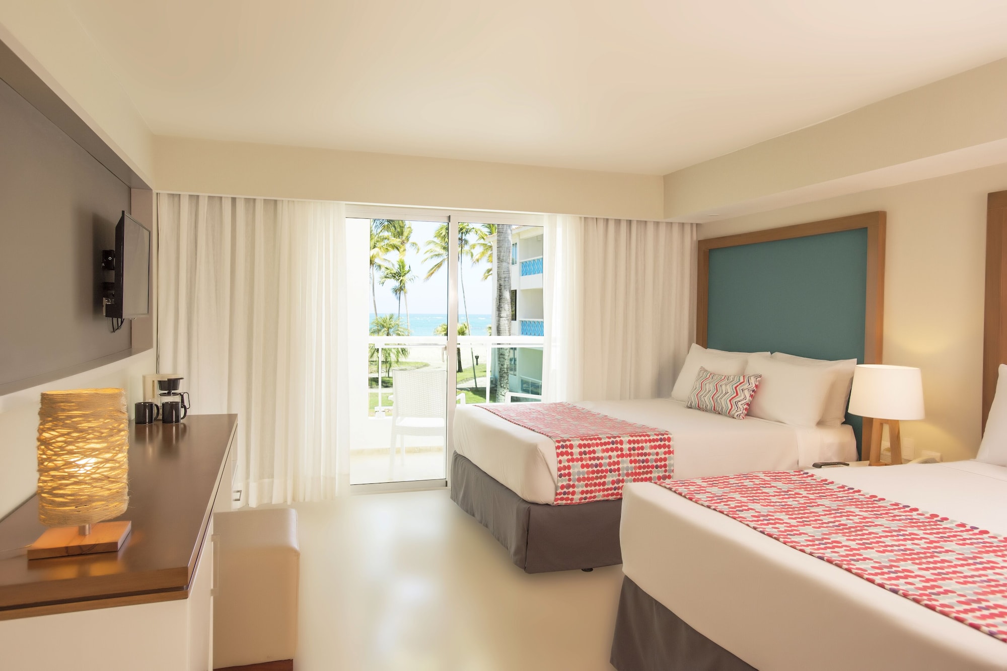 Superior, Single, Queen Bed