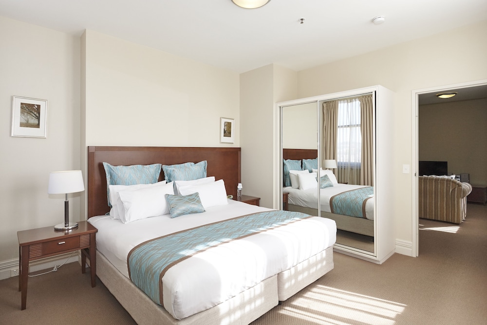 Launceston Central Apartment Hotel 11/51