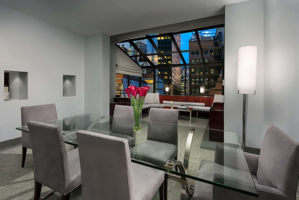 Royalton New York 32/48