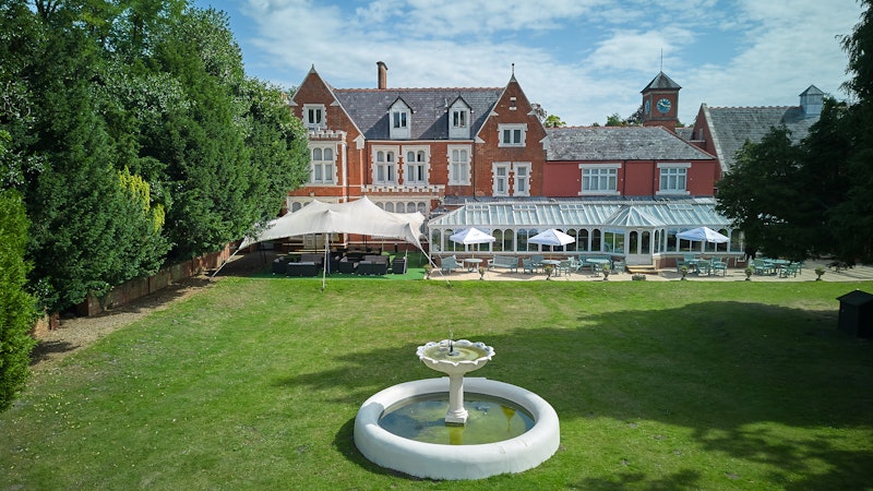 DoubleTree by Hilton St Anne's Manor 73/75
