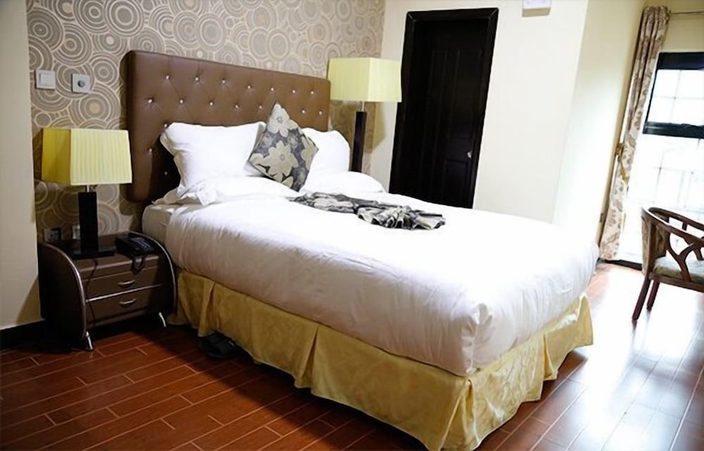 Afropolitan Hotel 8/36