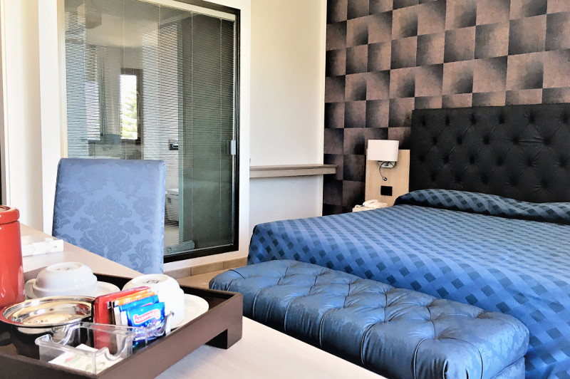 Deluxe, Double Bed