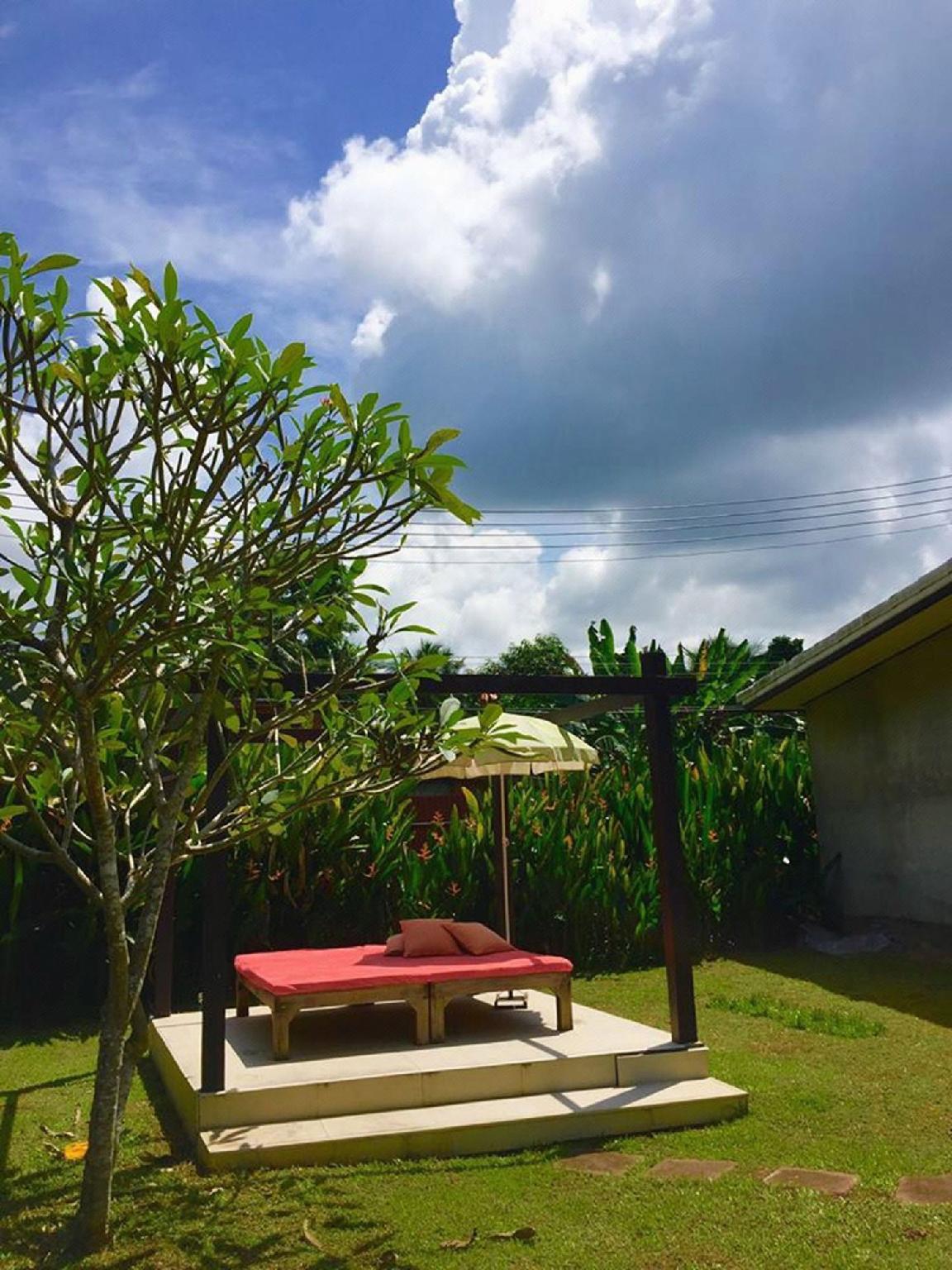 V Valley Resort 35/55