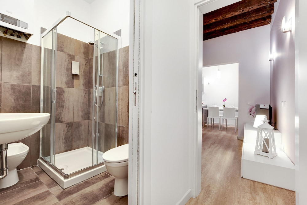 Rialto Botteri Apartments 44/50