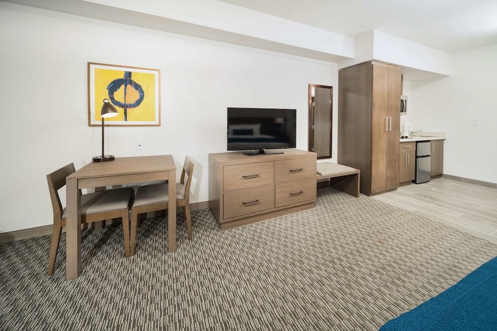 Wingate by Wyndham Austin North 23/32
