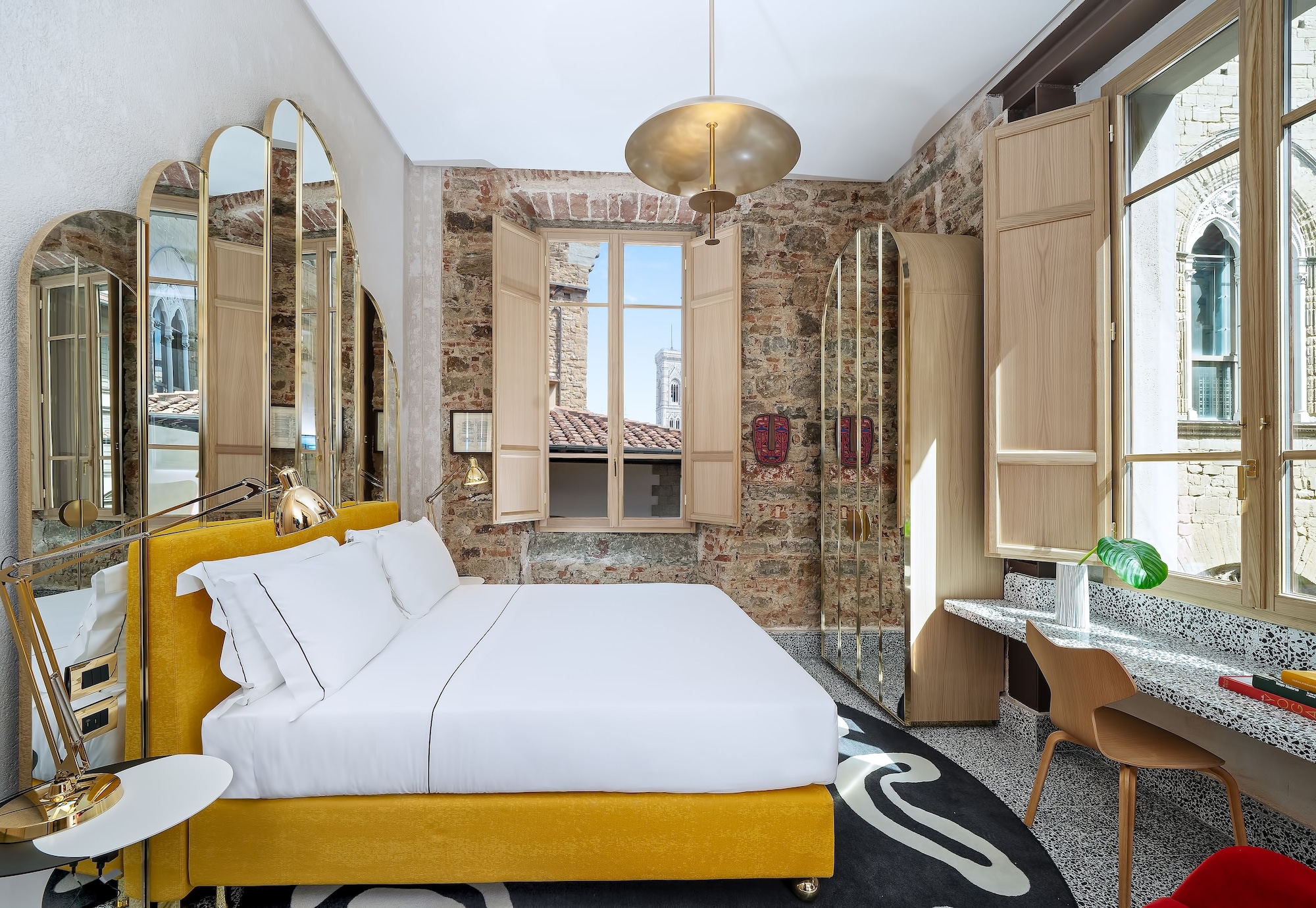 SUPERIOR, DOUBLE BED