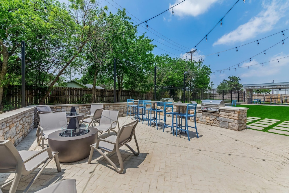 Everhome Suites Georgetown - Austin 49/66