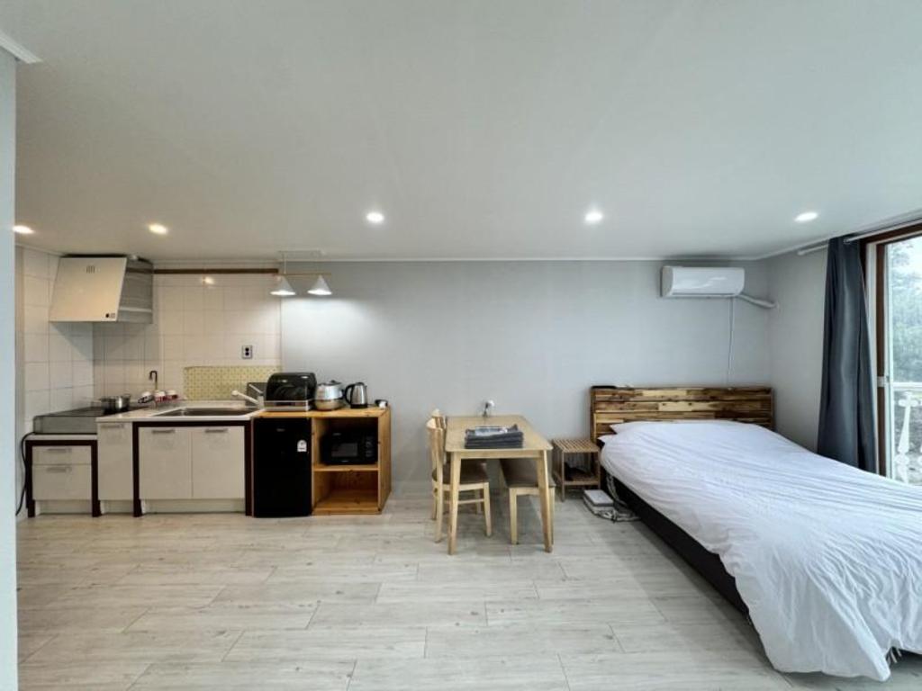 Greenside Pension 17/64