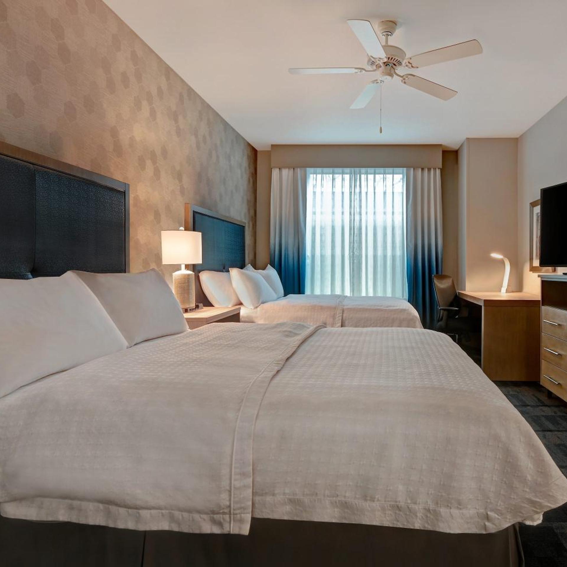 1 BEDROOM, SUITE, 2 QUEEN BEDS