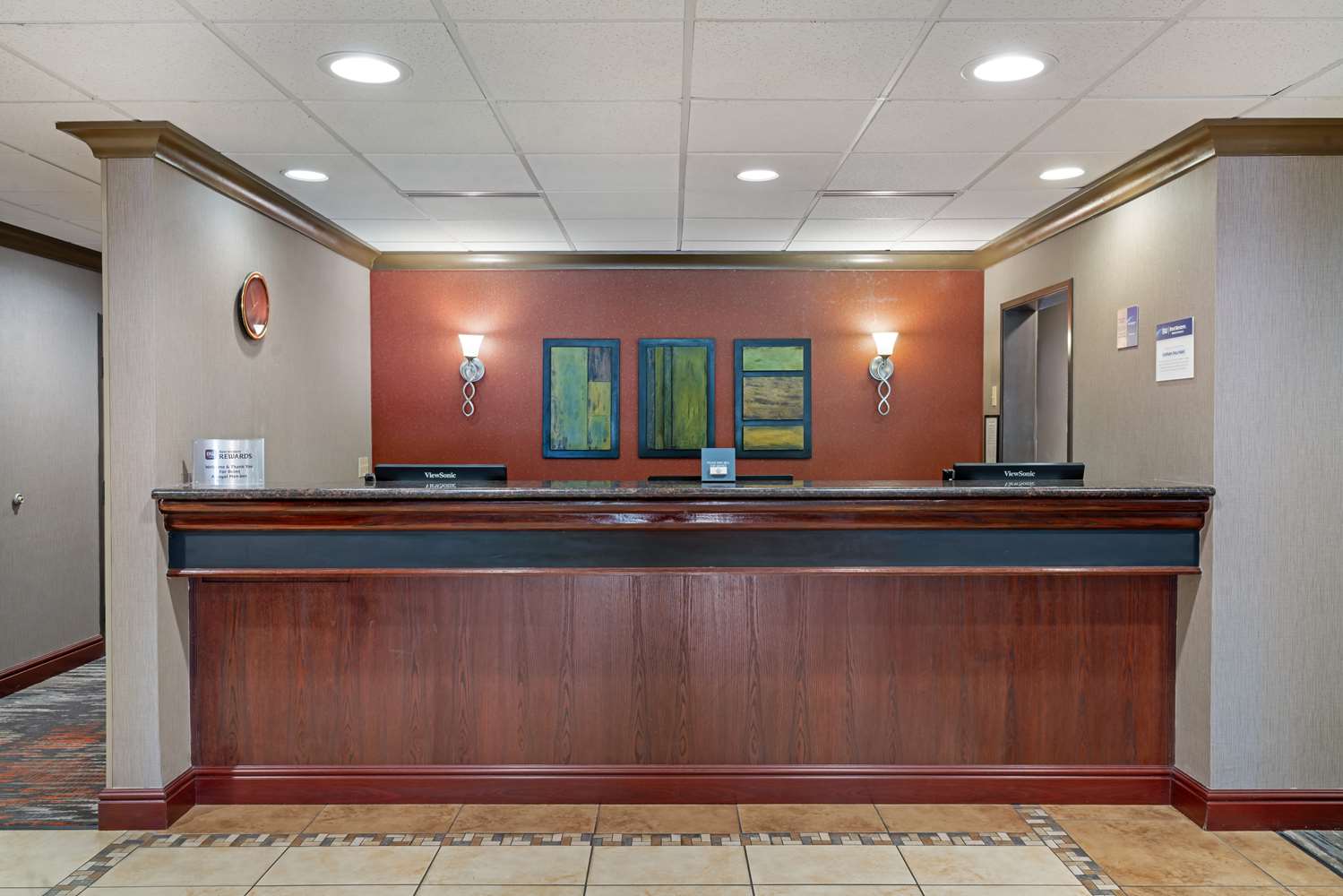 Best Western Cascade Inn & Suites 6/54