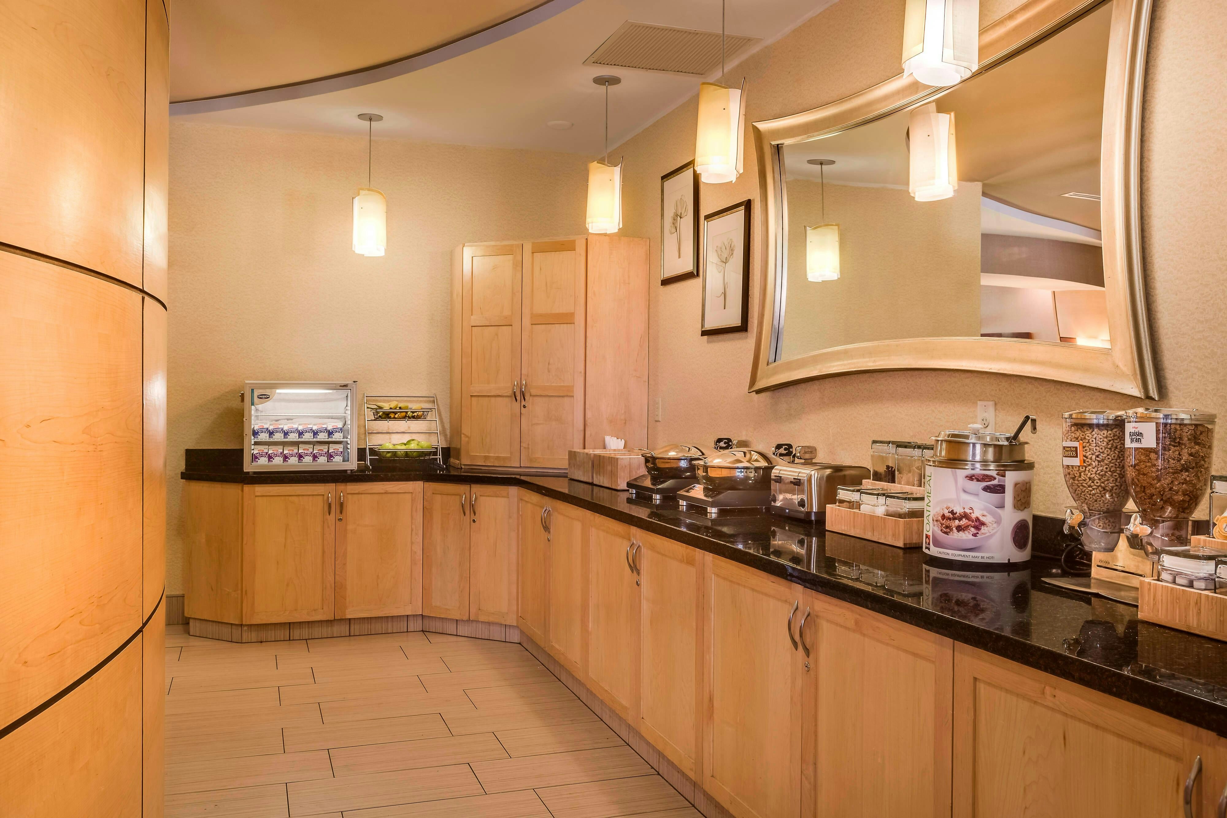 Springhill Suites Cheyenne 3/9