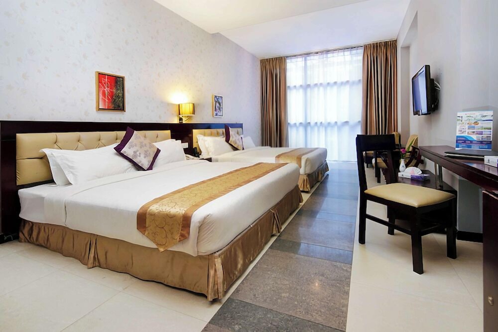 HOTEL THE COX TODAY 22/60