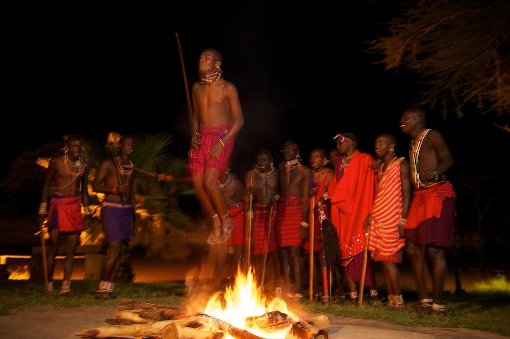 Voyager Ziwani Tented Camp 37/43