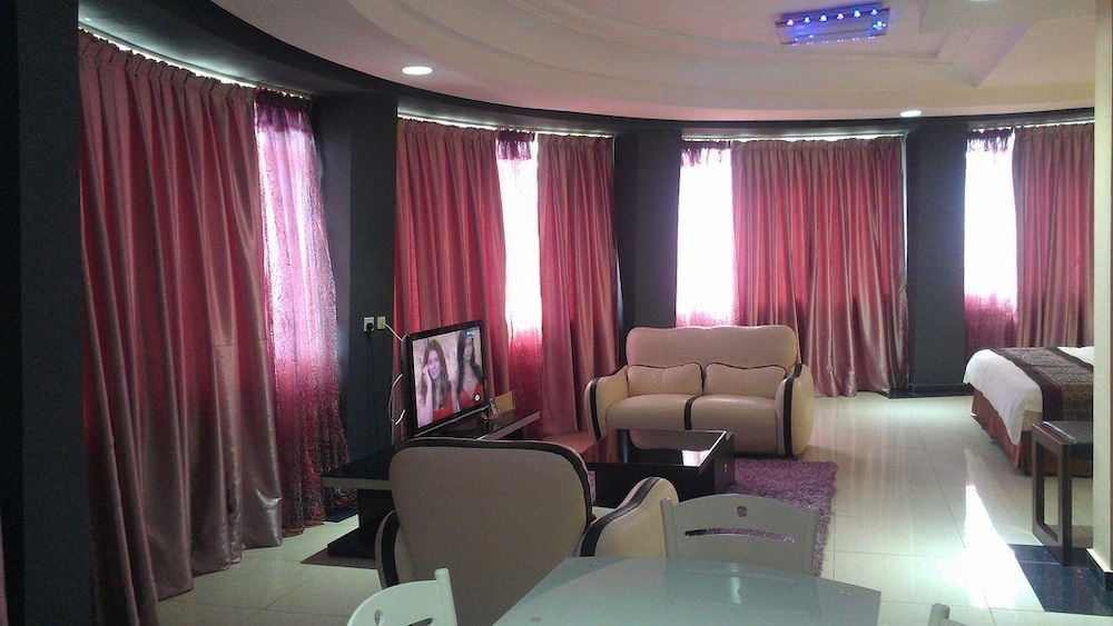 Sun Beach Hotel 34/50