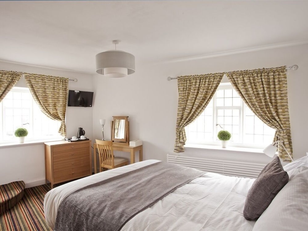 Burton Stone Inn 17/50