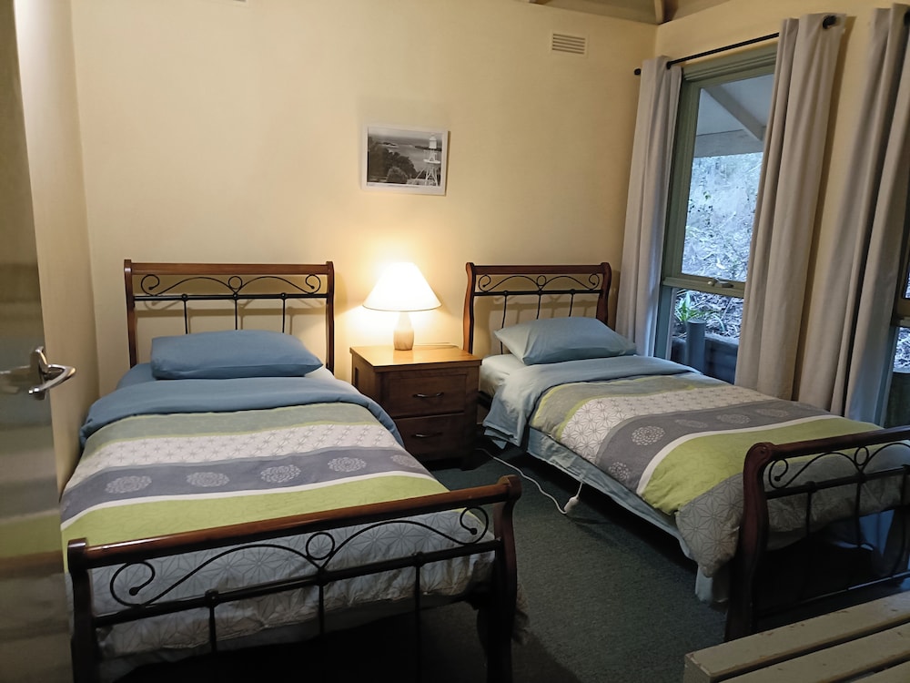 Kalimna Woods Cottages 10/50