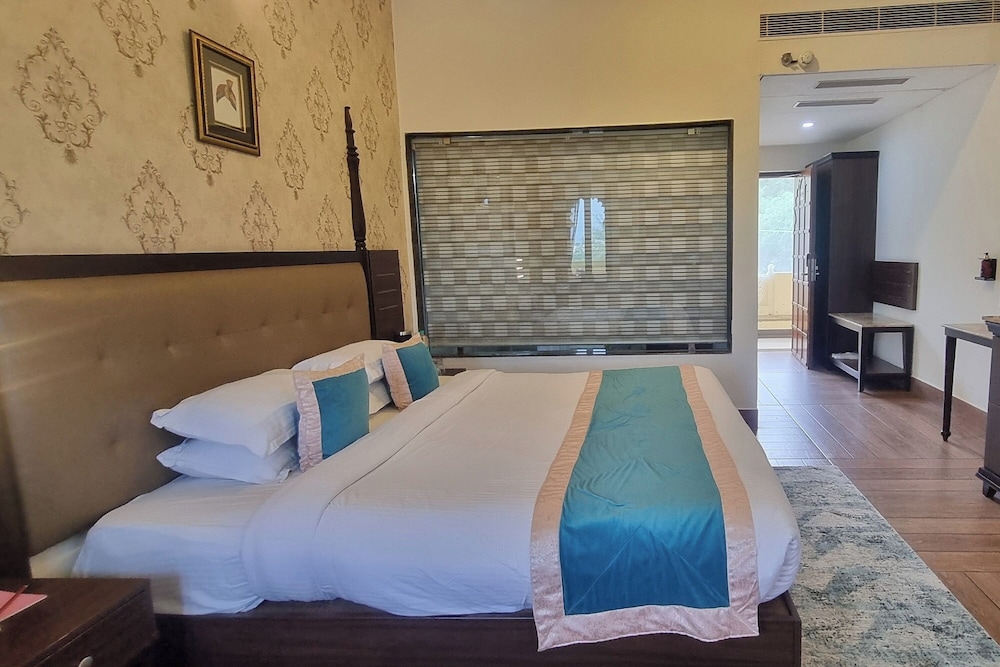 HOTEL LABH GARH PALACE 18/55